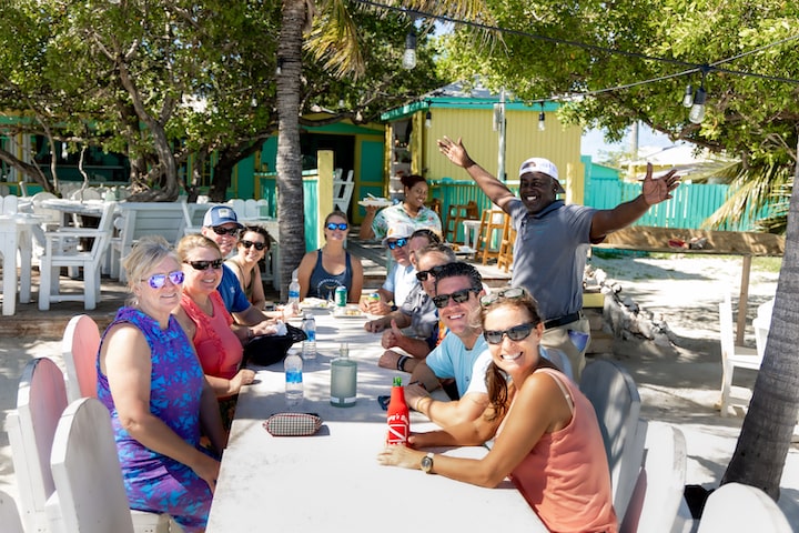 beach-lunch